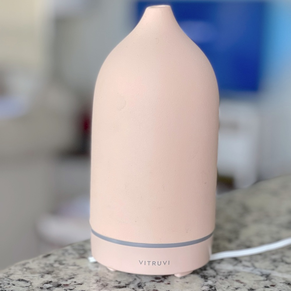 Vitruvi Stone Diffuser in Blush